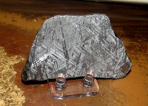 132 GM ETCHED GIBEON IRON METEORITE SLAB MUSEUM  GRADE  RING NAMIBIA AFRICA JAL - Picture 1 of 6