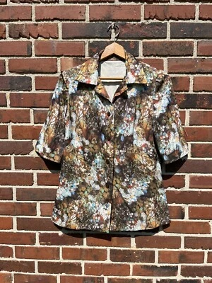 Camisa vintage años 70, blusa estampado floral cuello daga Foto 1 de 2