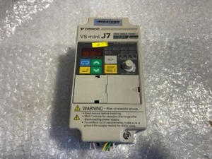 Convertidor de fregadero OMRON VS mini J7 CIMR-J7AZB0P2 - Imagen 1 de 5