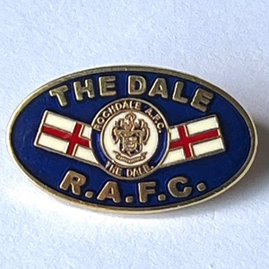 Distintivo spilla bavero smaltata Rochdale AFC The Dale Football memorabilia da collezione UK - Foto 1 di 2