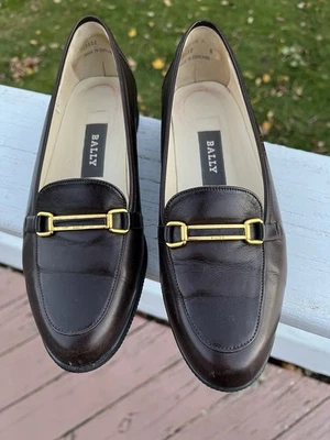 Zapatos planos vintage Bally para mujer 5 M de cuero negro Inglaterra Foto 1 de 4