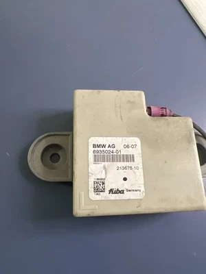 Модуль управления антенным усилителем 2009-2013 BMW 528I Xdrive 6935024-01 от оригинального производителя Fuba - Изображение 1 из 4
