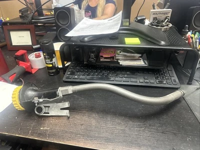 Conjunto de tubo de varilla de llenado y inmersión de aceite de motor Saab 9-5 9172271, 55559427 Foto 1 de 4