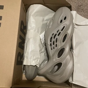Adidas Yeezy Foam Runner 'Stone Sage' GX4472 Men's Size 12 DS in Hand Ships ASAP - Picture 1 of 9
