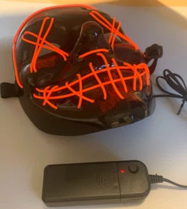 Erwachsene blinkende Halloween Maske 3 Einstellungen leuchtende Spitze Cosplay The Purge LED - Bild 1 von 4