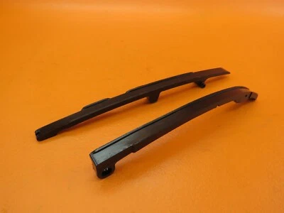 Оригинальные направляющие цепи ГРМ 2005 - 2009 Suzuki Boulevard C50 Vl800 - Изображение 1 из 4