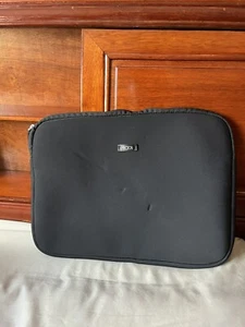 TUMI Large Black Insulated Laptop Sleeve, New, 15x11 Inches - Picture 1 of 2