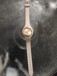 Neutral Colored Rubber Watch Goes Great With Just About Any Outfit Free Shipping - Picture 1 of 4