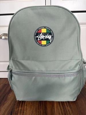 Mochila estilo Stussy con logotipo - verde sobre verde Foto 1 de 3