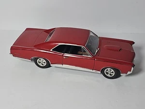 1:18 Ertl 1967 Pontiac GTO rot auf schwarz (Spiegel fehlt) - Bild 1 von 10