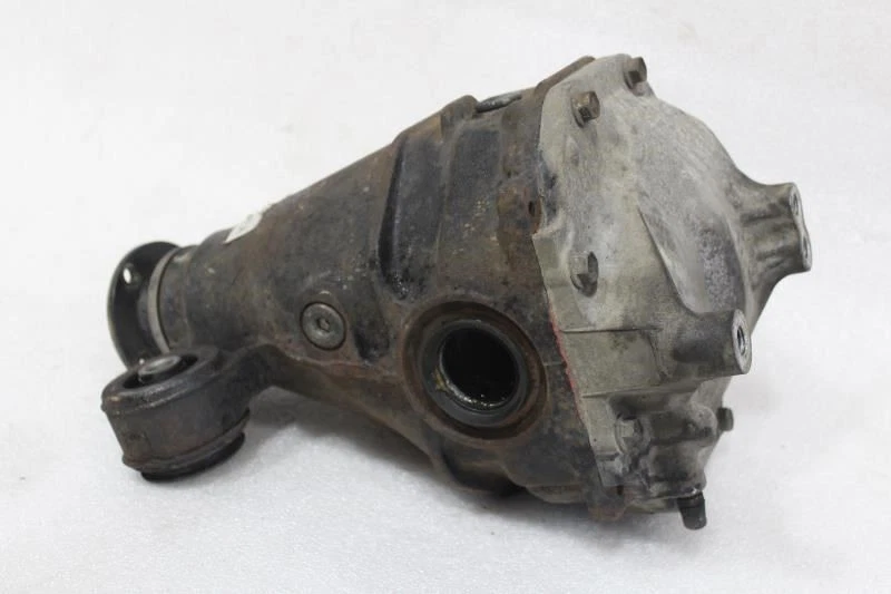 2005 LEXUS IS300 REAR DIFFERENTIAL CARRIER NON-LOCKING AUTOMATIC 41110-30863 Foto 1 de 4
