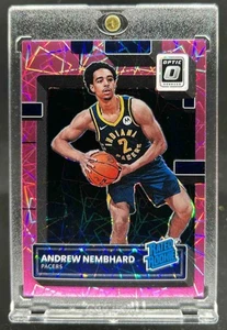 Donruss Optic #230 Andrew Nembhard RC 2022-23 Pink Velocity Prizm/79 con estuche MAG - Imagen 1 de 6