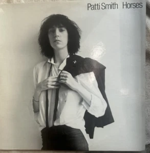 Patti Smith - Horses Vinyl 1976 Reissue LP - Picture 1 of 6