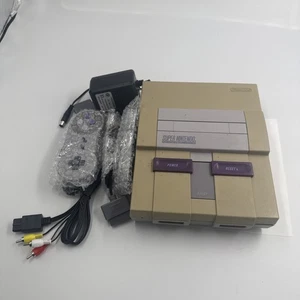 Paquete de consola SNES - Sistema de entretenimiento Super Nintendo garantizado - Imagen 1 de 1