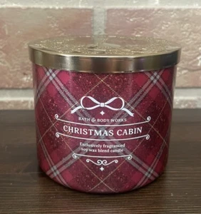Bath & Body Works Christmas Cabin 3 Wick Candle New - Picture 1 of 3
