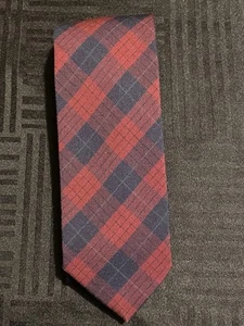 Cravatta vintage Pendleton 100% lana vergine rossa a quadri lunga 56" made in USA - Foto 1 di 6