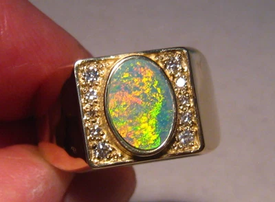 Anillo grande de diamantes y ópalo para hombre - 17 gramos de oro amarillo sólido de 14 k Foto 1 de 4