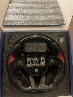 Dodge Charger Challenger, volante Durango fibra de carbono con detalles en rojo 2015+ Foto 1 de 3