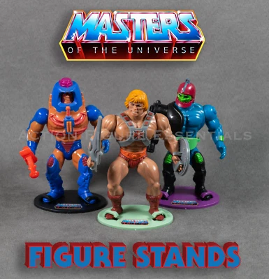 He-Man Figur Ständer Masters of the Universe + Base Logo Sticker MOTU Vintage