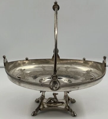 Cesta oval de prata vitoriana Reed & Barton medalhões romanos cachorro chicote 2215 - Imagem 1 de 4