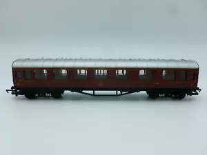 Hornby 00 Gauge LMS 1st/3rd Corridor Coach No 4183 in LMS Maroon Livery - Picture 1 of 6
