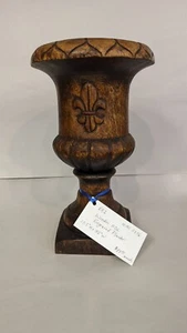 fleur de lis engraved planter - Picture 1 of 8