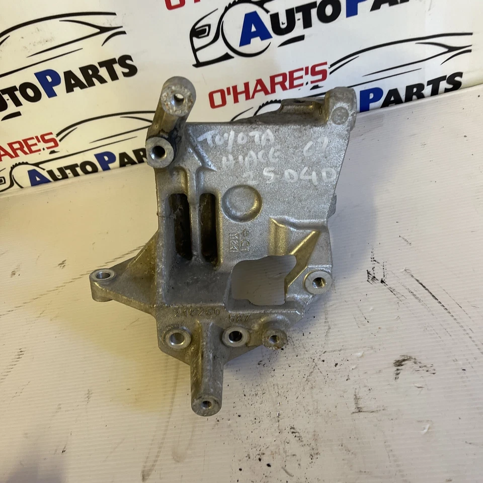 toyota hiace Dyna 2.5 d4d 2007 water pump bracket 246260-587 — 第 1/4 张图片