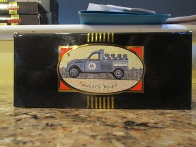 Citroen 2CV "Butagaz" en resina 1/43 por NOREV caja negra solo ventas en EE. UU. Foto 1 de 4