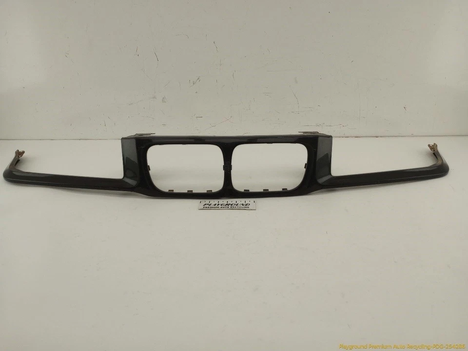 BMW 318ti E36 HATCHBACK Front Headlight Grille Mounting Nose Panel Fits 92-99 Foto 1 de 4