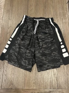 Boys Nike Camouflage Camo Basketball Shorts black Gray Large - Picture 1 of 1