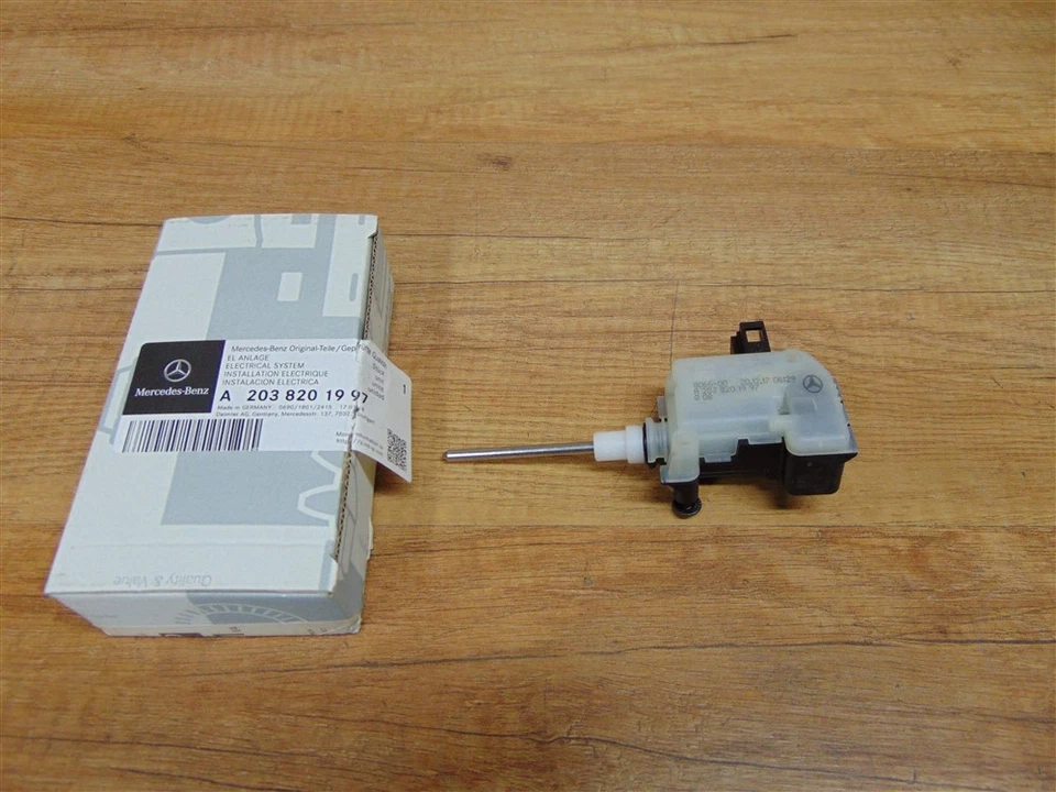 Actuador de aleta de tanque de combustible genuino Mercedes W169/R171/W203 - A2038201997 Foto 1 de 1