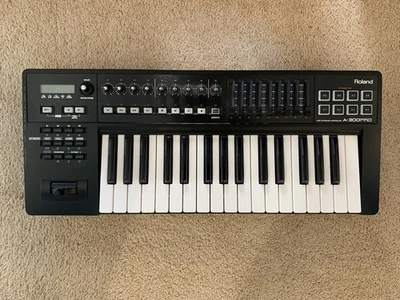 Roland A300 Pro Midi Keyboard Controller - Image 1 of 4