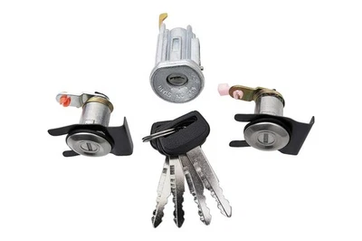 Ignition Barrel And Door Lock Key Set suitable for Landcruiser - Image 1 of 4