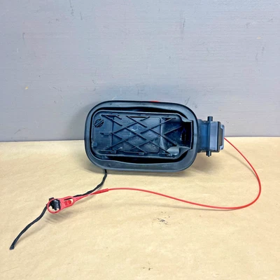 Audi Q7 SQ7 2017-2024 puerta del tanque de combustible aleta de gasolina 4M0809906D Foto 1 de 4