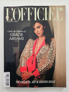 Magazine mode fahion L'OFFICIEL PARIS #1061 fall 2023 cover Gracie Abrams