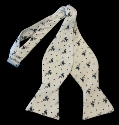 Pajarita de algodón hecha a mano LINEA UOMO blanca con flamencos negros Foto 1 de 4