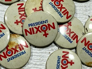 Richard Nixon VINTAGE Campaign Buttons "President Nixon" ONE PAIR (2) - Picture 1 of 5