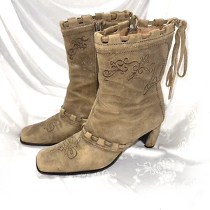 Roper Women's Tan Distressed Leather Embroidered Heeled Boho Western Boots - 6.5 - Picture 1 of 14