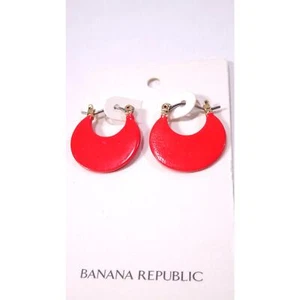 Banana Republic Women's Shiny Enamel Half Moon Earrings NWT 50 Small RED - Picture 1 of 7