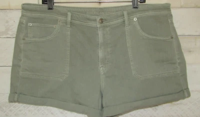 Pantalones Cortos AMERICAN EAGLE Fácil Corto Dreamy Drape Verde Para Mujer 18 Foto 1 de 4