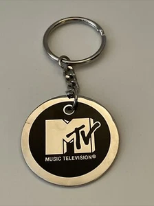 MTV 2005 Vintage Keychain - Promo NOS Silver Reflective Streetwear Charm Viacom - Picture 1 of 6