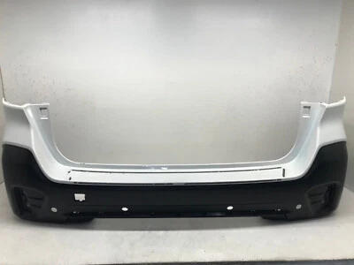 Cubierta de parachoques trasero Subaru Outback con orificios de sensor blanco 2020 57704AN31A OEM4 Foto 1 de 4
