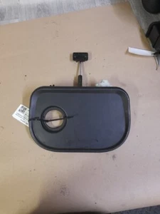 HYUNDAI MATRIX 2001-2010 BACK SEAT TRAY (DRIVER SIDE) 88140-17000 - Picture 1 of 3