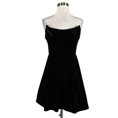 Vestido de cóctel para mujer AQUA talla 12 negro terciopelo sin tirantes calce y acampanado mini Foto 1 de 4