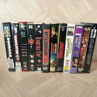 Scream 2 , Mausoleum , Swamp Thing, Ticks & More VHS Horror Bundle Lot - Image 1 of 4