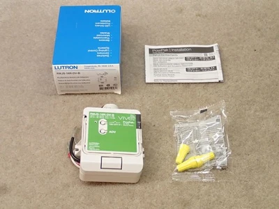 Módulo de relé Lutron RMJS-16R-DV-B Vive PowPak blanco bonito sin usar Foto 1 de 4