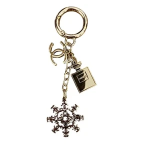 Chanel 2024 Holiday Key Chain Snowflake Keyring Charm Brand New Limited Edition - Picture 1 of 1