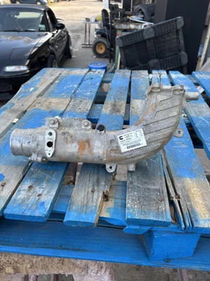 Sensor MAF para el colector de admisión en modelos Nissan Titan XD Cummins 2016-2019 Foto 1 de 4