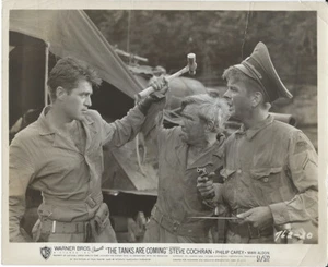 Steve Cochran - The Tanks are Coming (1951) - Original Promotional Photo - 8x10 - Picture 1 of 1