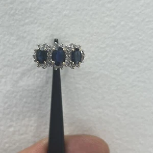 Anillo de 3 piedras de zafiro y diamantes oro de 14 quilates - Imagen 1 de 6